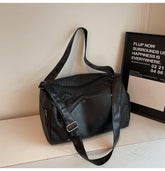 Luxury Woven Vegan Leather Travel Duffel Large Capacity Weekender Bag with Independent Shoe Compartment Fashionable Quilted Fitness Bag with Wet/Dry Separation