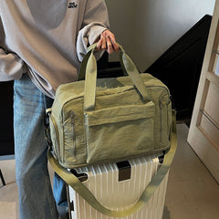 Wholesale Large Capacity Travel Duffel Water-Resistant Sports & Fitness Bag Fashionable Short-Distance Weekend Tote Portable Carry-on Luggage with Wet/Dry Separation