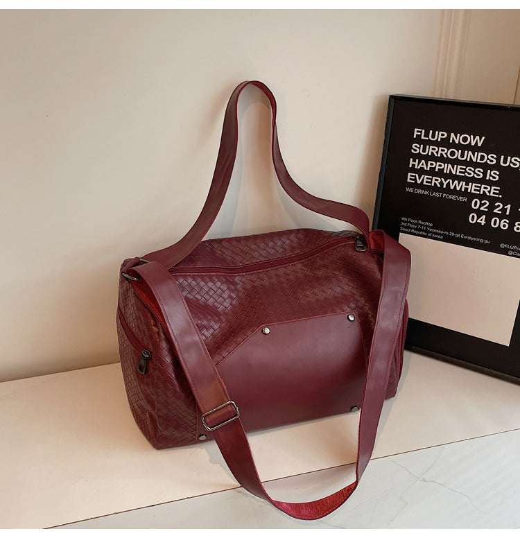 Luxury Woven Vegan Leather Travel Duffel Large Capacity Weekender Bag with Independent Shoe Compartment Fashionable Quilted Fitness Bag with Wet/Dry Separation